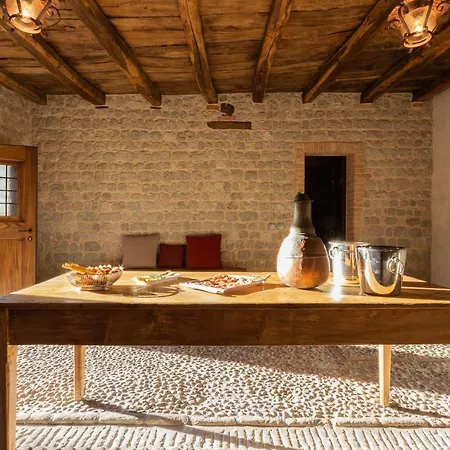 Ciasa De Gahja Hotel 3*